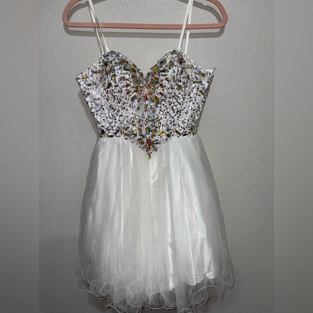 Elegant Strapless White and Multicolor Dress